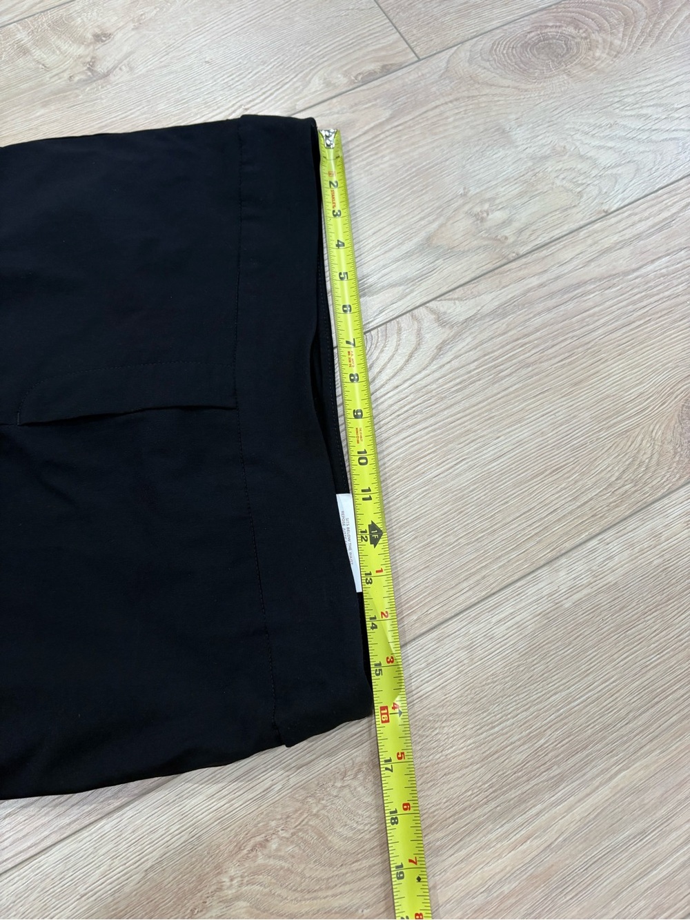 Women's Black Slim Cropped Trousers.  L - Picture 5 of 6
